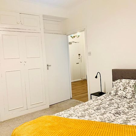 Cosy 2 Bedroom Apartment In Swiss Cottage. London Exterior foto