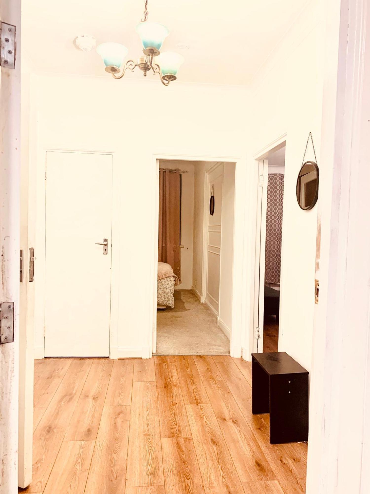 Cosy 2 Bedroom Apartment In Swiss Cottage. London Exterior foto